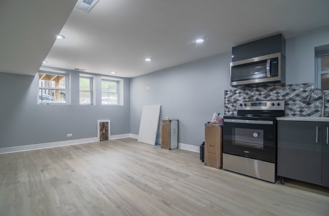 Building Photo - 4618 S Evans Ave