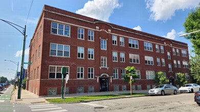 Building Photo - 3205 W George St