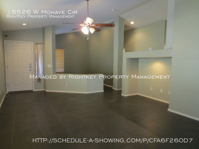 Building Photo - BEAUTIFUL GOODYEAR HOME WITH HOT TUB!