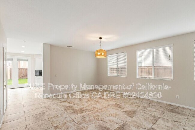 Foto del edificio - 37437 Lumiere Ave