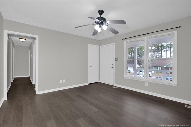Building Photo - 3325 Balero Ct