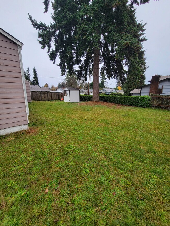 Foto del edificio - 2201 Union Ave NE