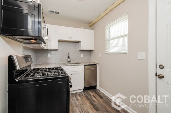 Foto del edificio - 3586 Jackson St