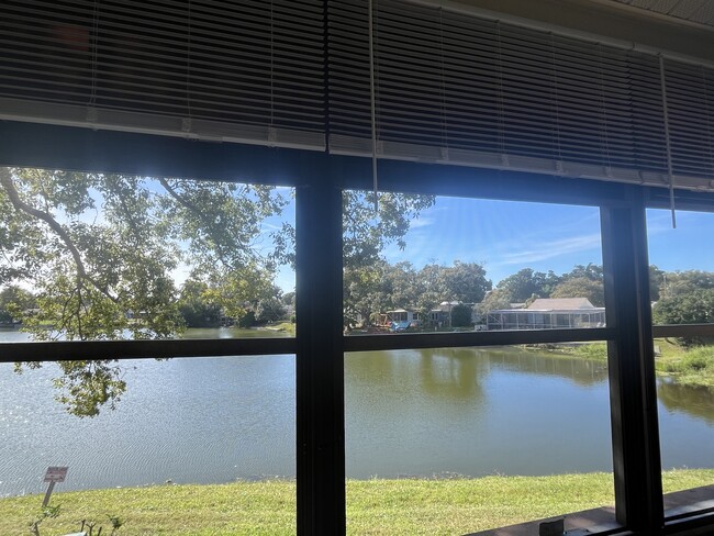 Foto del edificio - 4031 Davit Dr