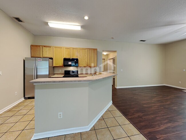 Foto del edificio - 10909 Acorn Park Ct