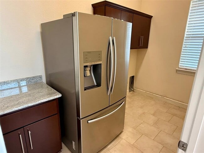 Foto del edificio - 2179 Park Pl Cir