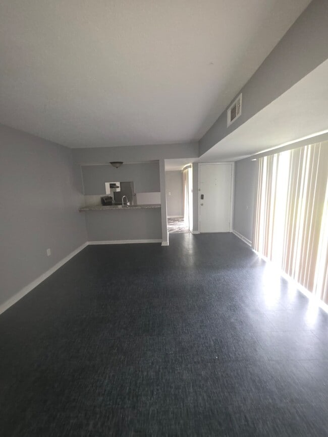 Photo - 225 W McDowell Rd Apartment