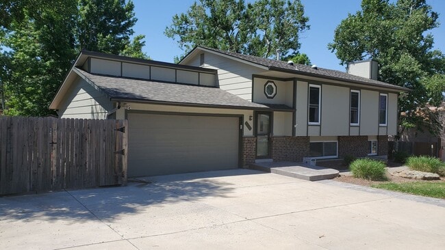 Wonderful 4 bedroom near Powers amenities! - Wonderful 4 bedroom near Powers amenities! House