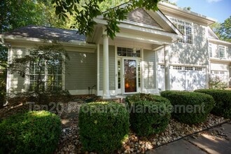 Building Photo - 4701-12 Turnberry Ln