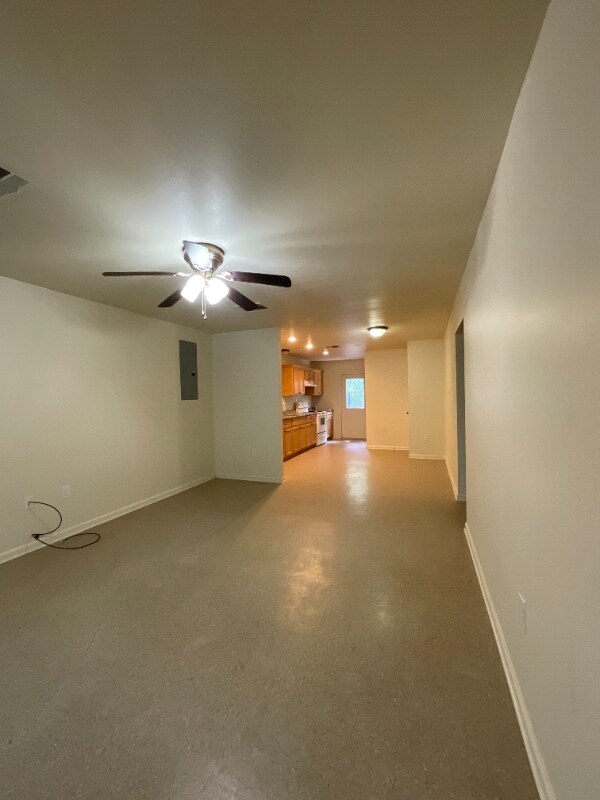 Foto del edificio - 1208 Savage Forks Rd