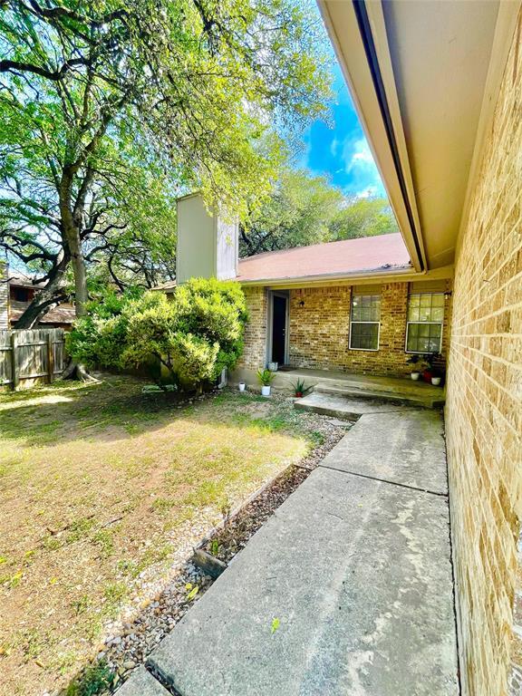 Building Photo - 7103 Woodhue Ct