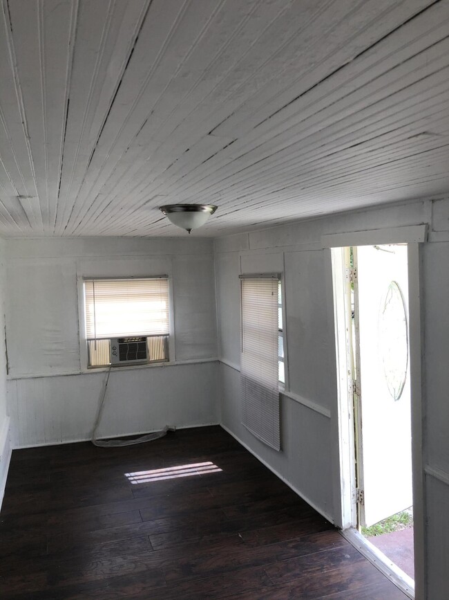 Foto del edificio - 1610 N 14th St