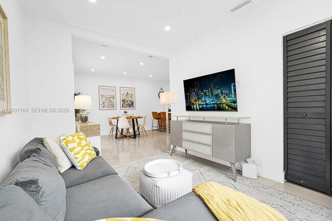 Foto del edificio - 570 NW 48th St