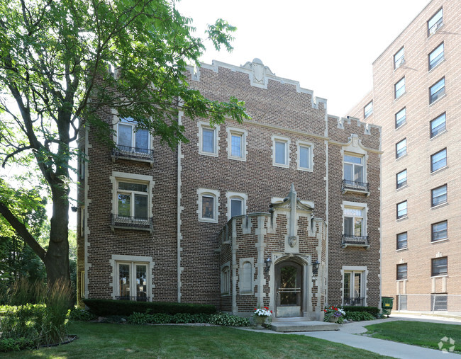 Foto del edificio - Edgewater Apartments