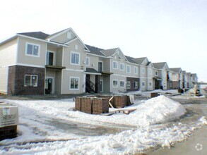 Building Photo - 1110 NE 6th Ln