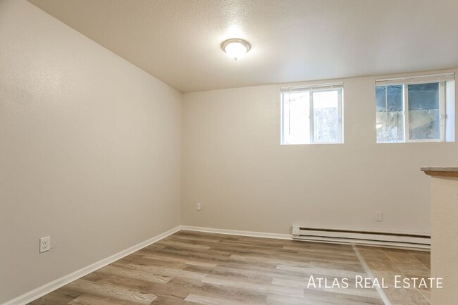 Foto del edificio - Fresh and Spacious 1 bed 1 bath in Denver!...