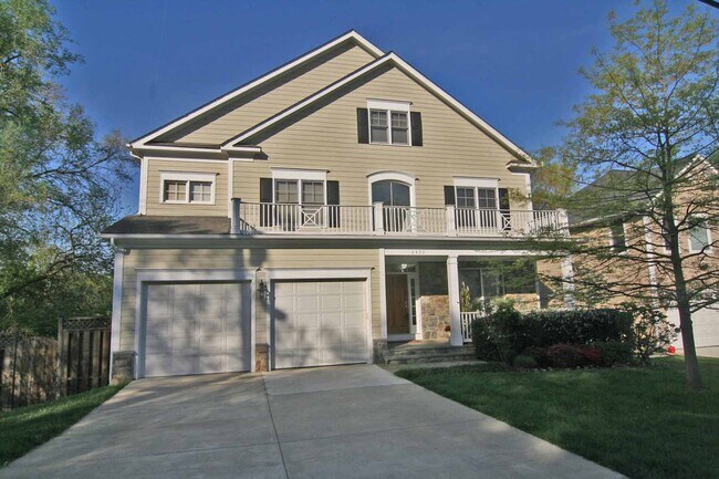 Building Photo - 6430 Brookes Ln