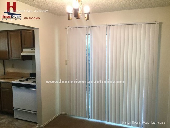 Foto del edificio - 5232 Meadow Rise St