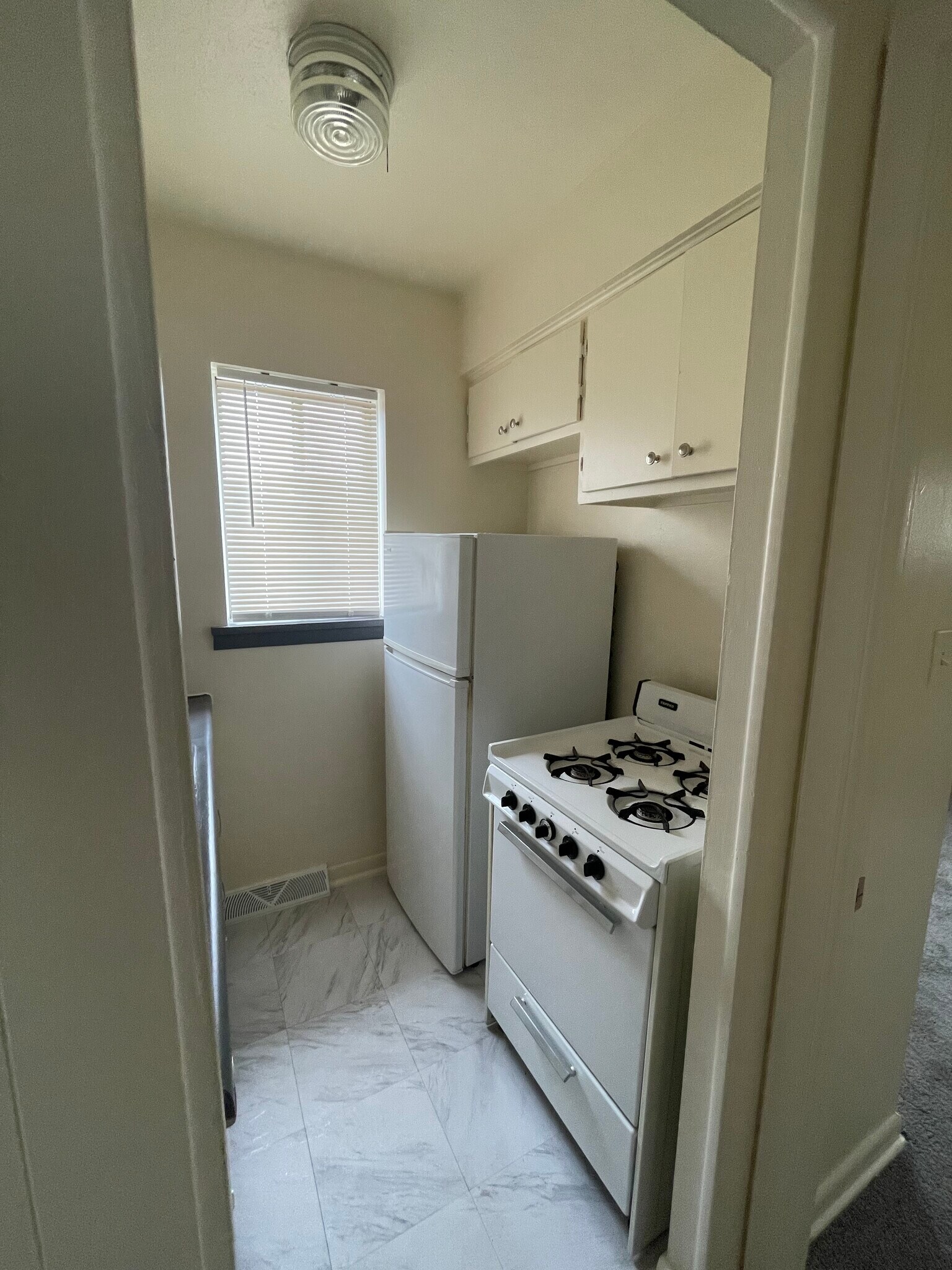 Abbeyshire Apartments – photo 1