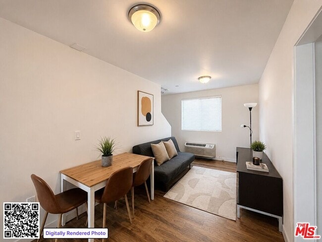 Building Photo - 1254 W 37th Dr