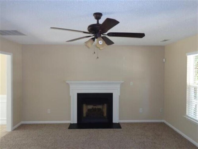Building Photo - MONROE HOMES FOR RENT