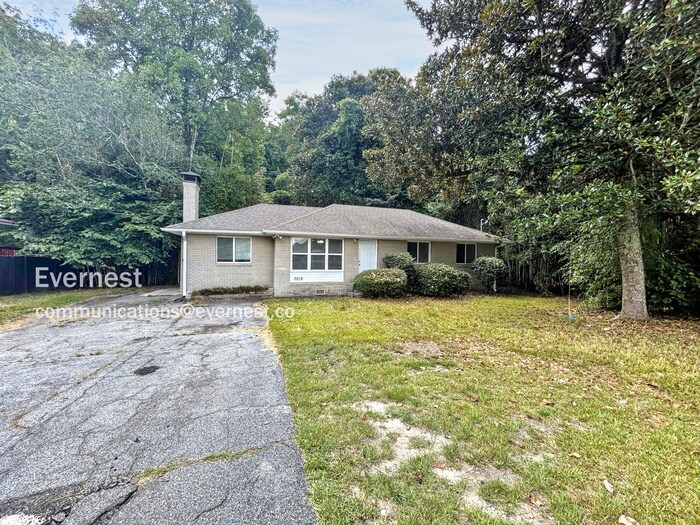 Foto principal - 7019 S Sweetwater Rd