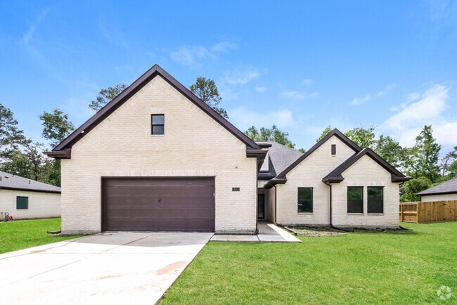 Building Photo - 1823 Black Bear Dr