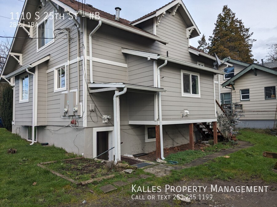 Foto principal - **$200 Move In Special**Cute 2 Bedroom 1 B...