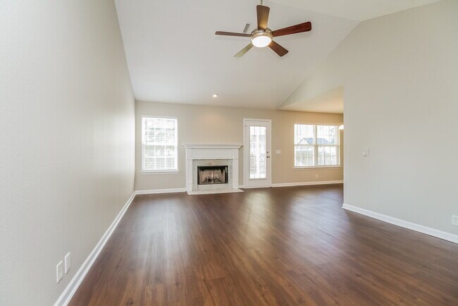 Building Photo - 1609 London Gardens Ct