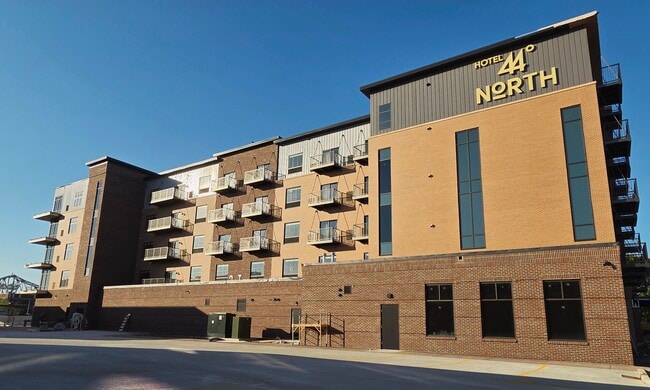Exterior - Flats at 44 North