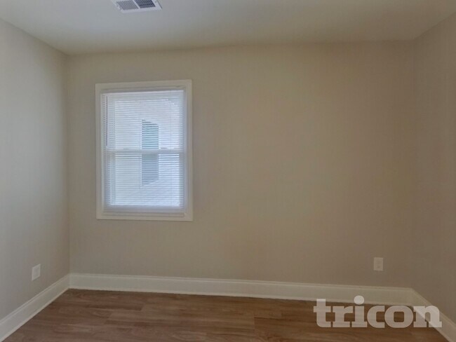 Foto del edificio - 8717 Timbercrest Cir