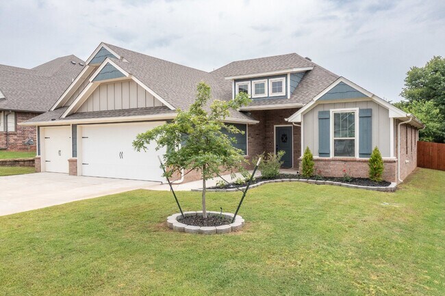 Building Photo - Beautiful Home in Woodland Park