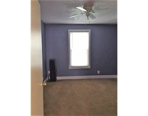 Building Photo - 17 Parker St