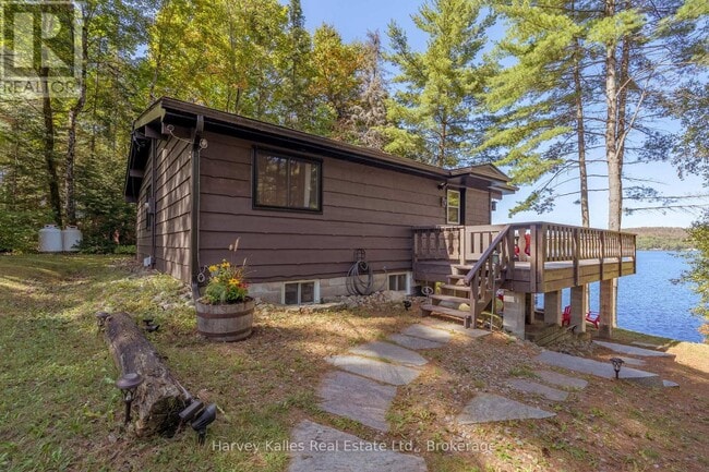 Building Photo - 1003 Hollow Rd