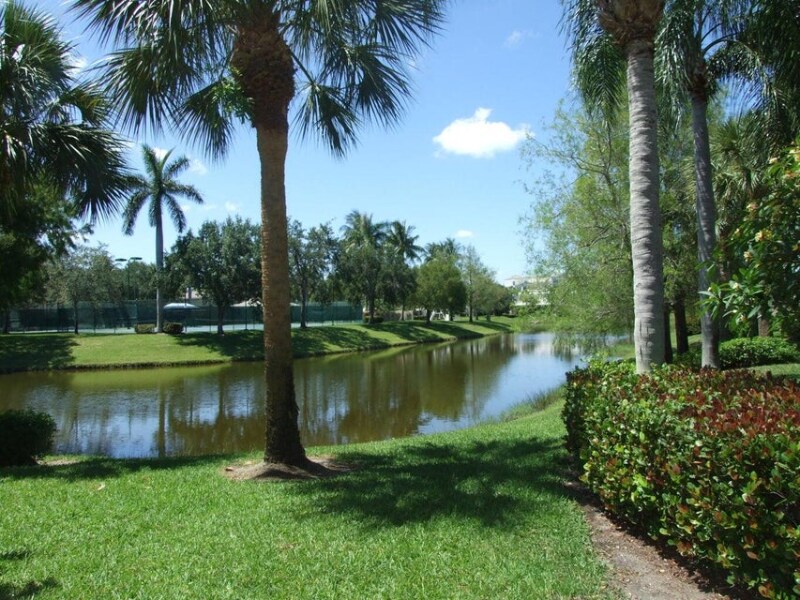 Building Photo - 413 Capistrano Dr