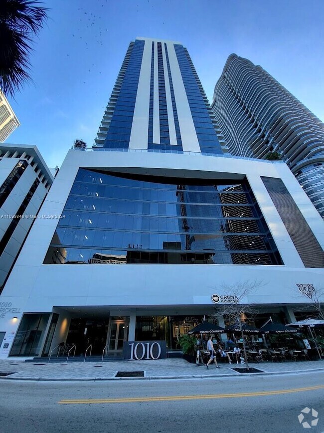 Building Photo - 1010 Brickell Ave