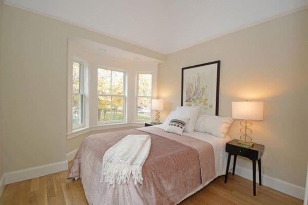 Building Photo - 136 Banks St