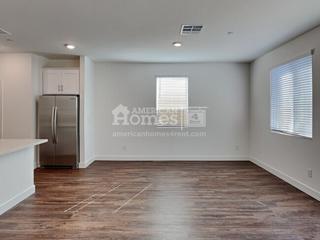 Building Photo - 3353 Blodwen Street