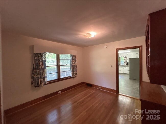 Foto del edificio - 6602 Allen Black Rd