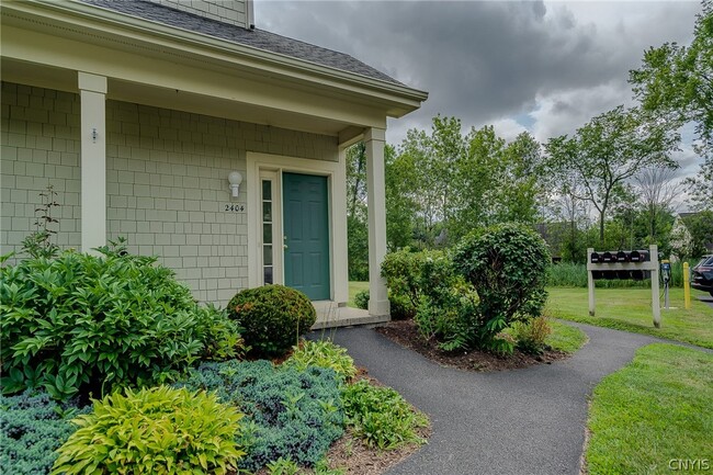 Building Photo - 2404 Pipers Ct
