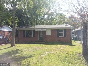 Building Photo - 109 Larkspur Ln