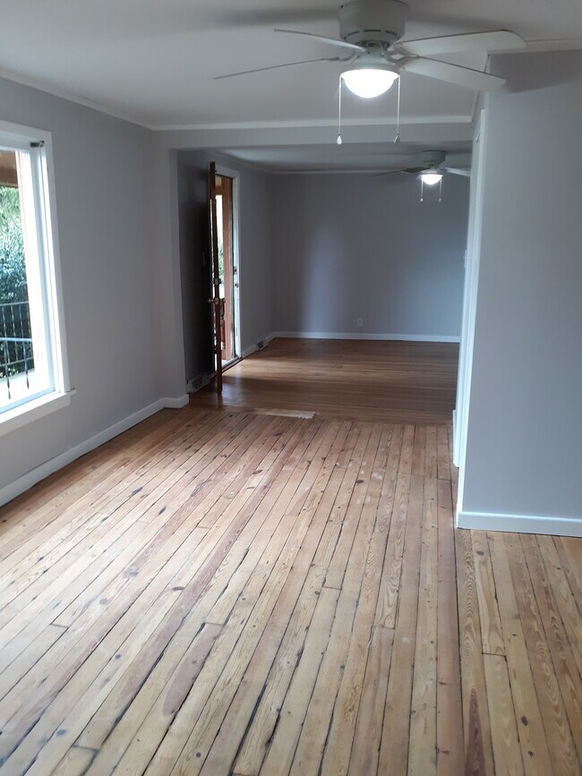 Building Photo - 1268 Sand Hill Rd