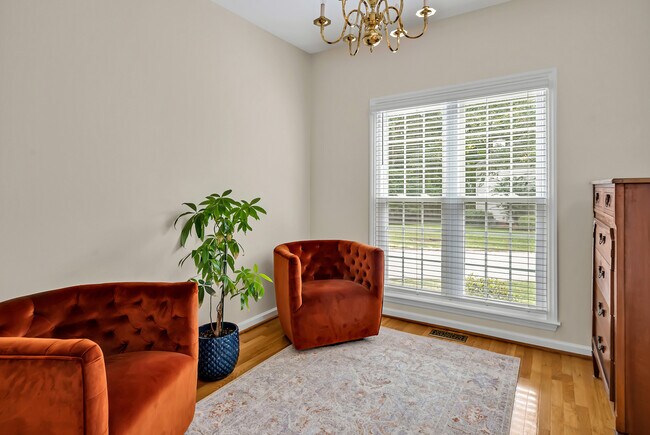 Foto del edificio - 3100 Felbrigg Dr