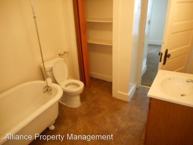 Building Photo - 2 br, 1.5 bath House - 1421 St Marys Ave