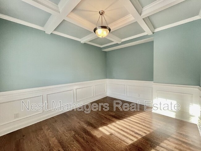 Building Photo - 211 Executive Dr