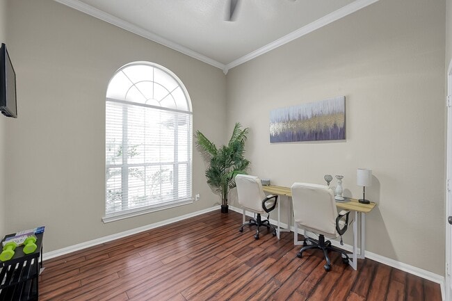 Foto del edificio - 180 Park Way