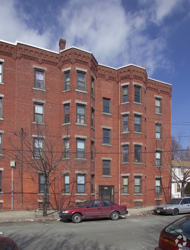 Building Photo - 589 S Bridge St