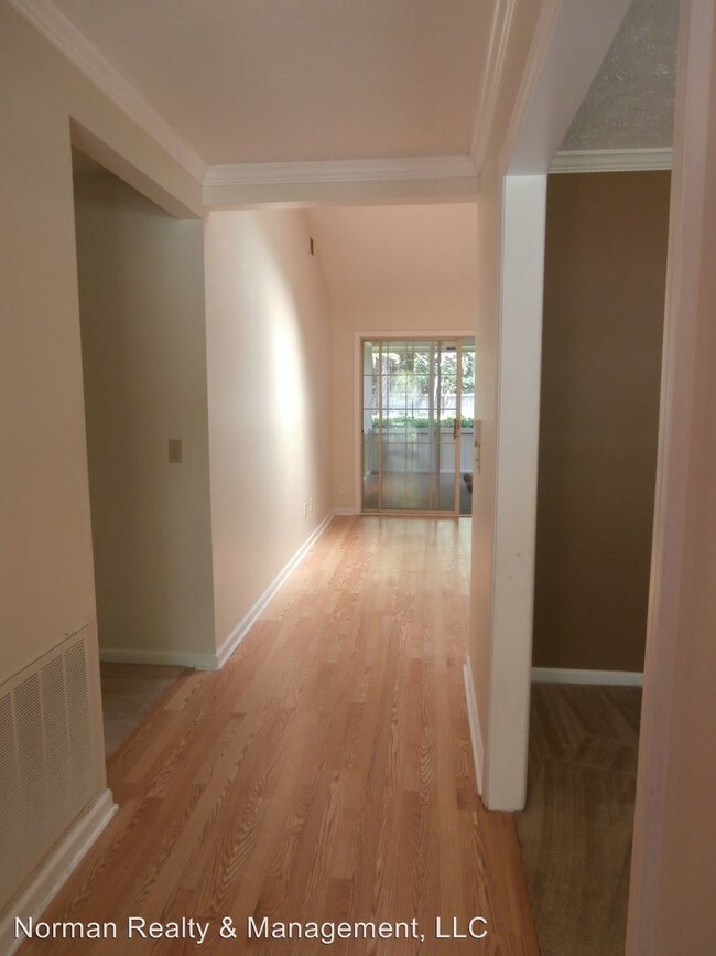 Building Photo - 4 br, 2 bath House - 513 Wellington Way