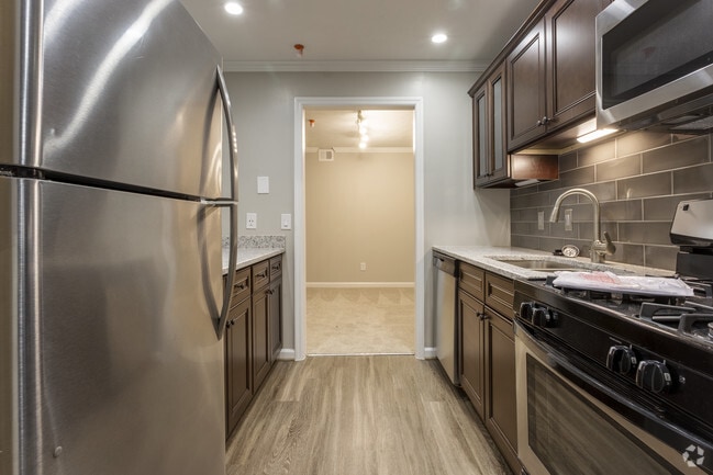 2BR, 2BA - 1310 SF - Calibre Woods