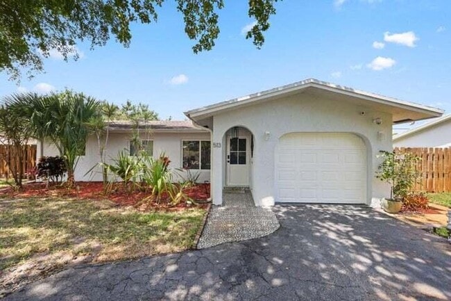 Building Photo - 513 Curlew Rd